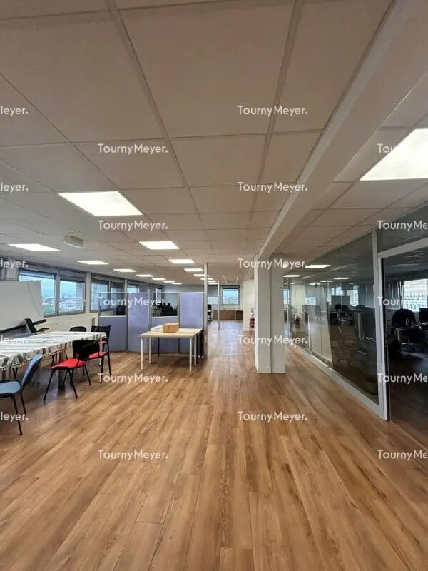 Office in Toulouse for lease Building Photo- Image 1 of 13