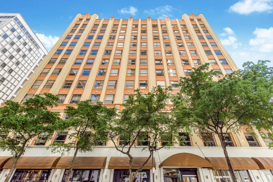 168 SE 1st St, Miami, FL for sale - Building Photo - Image 3 of 125