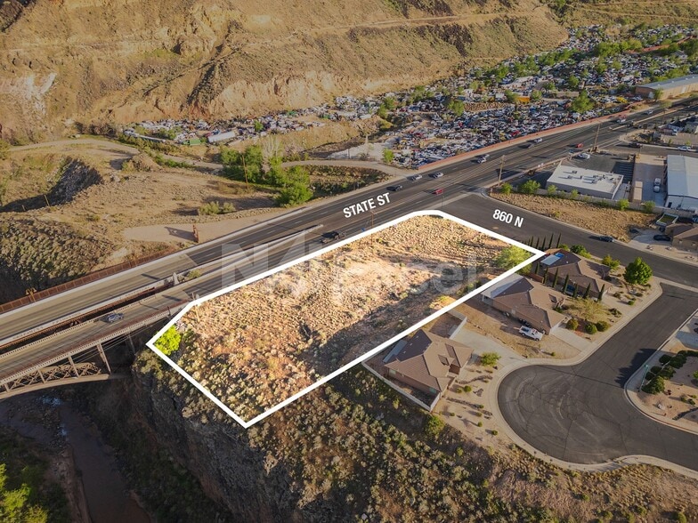 Approx E 860 N & State st, Hurricane, UT à vendre - Photo du bâtiment - Image 2 de 13