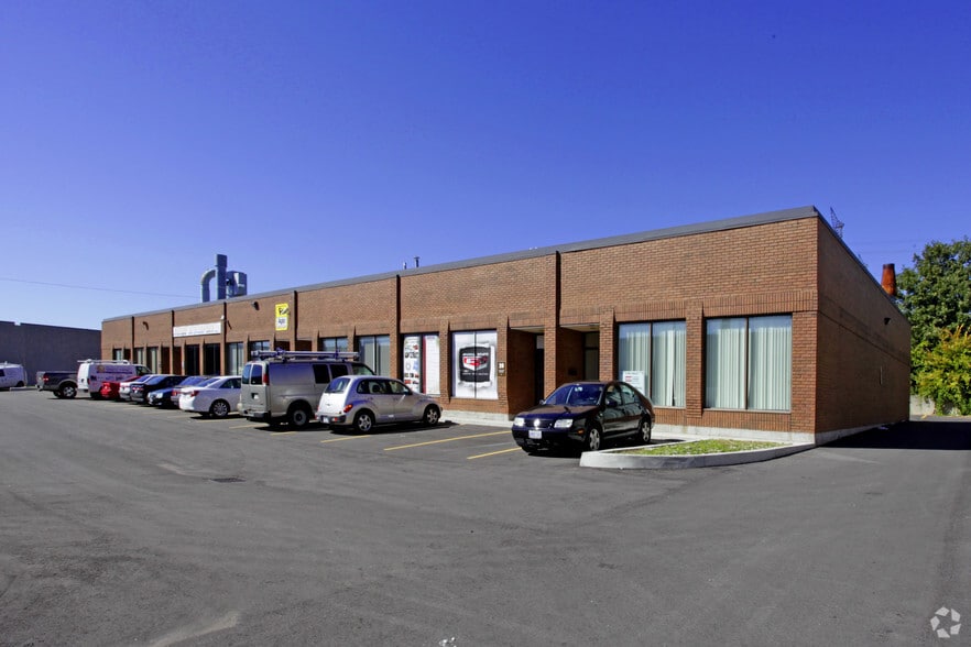 320 Hanlan Rd, Vaughan, ON for lease - Primary Photo - Image 1 of 9