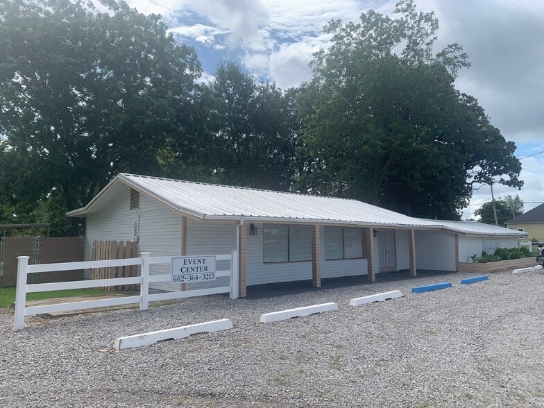 320 19th St N, Columbus, MS for lease - Building Photo - Image 1 of 13