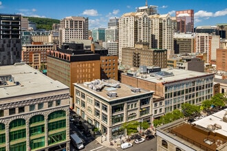 1251-1263 Rue Sainte-Catherine O, Montréal, QC - Aérien  Vue de la carte