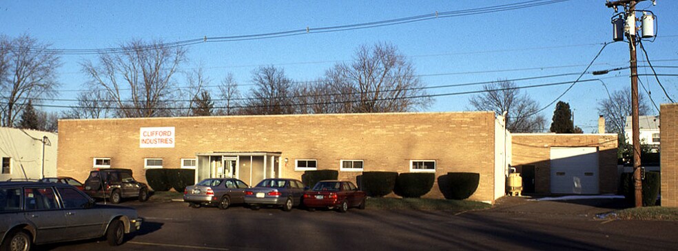 7300 N Crescent Blvd, Pennsauken, NJ for lease - Building Photo - Image 2 of 12
