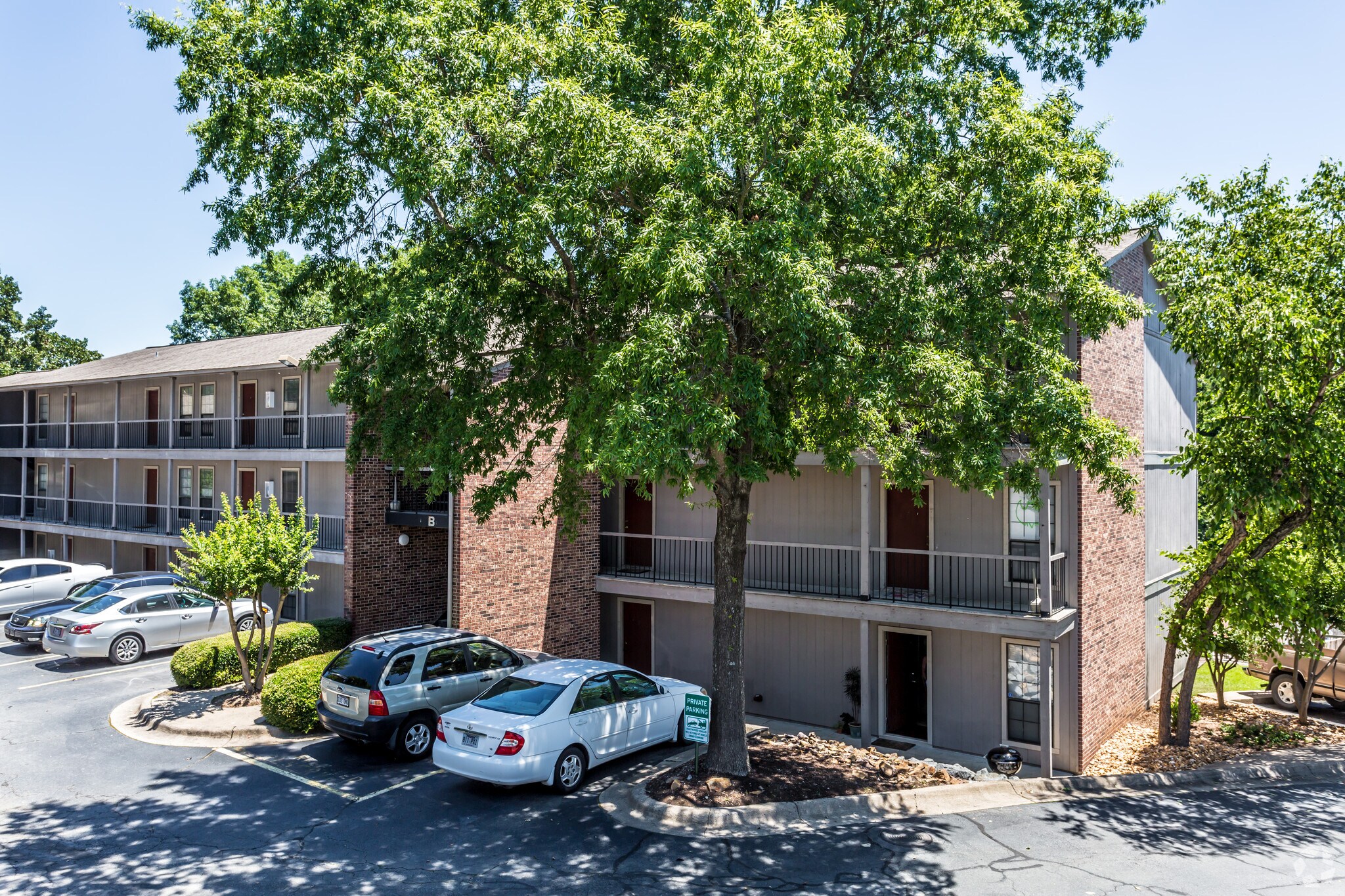 8823 Thomas St, Sherwood, AR for sale Primary Photo- Image 1 of 36