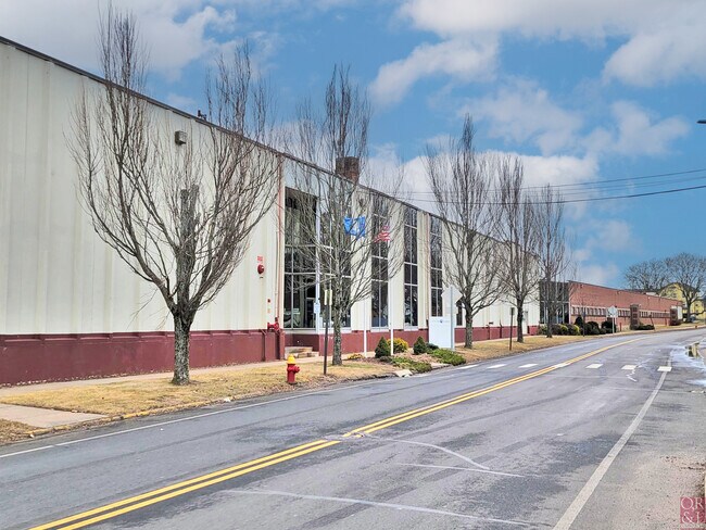 More details for 45 Gracey Ave, Meriden, CT - Industrial for Lease