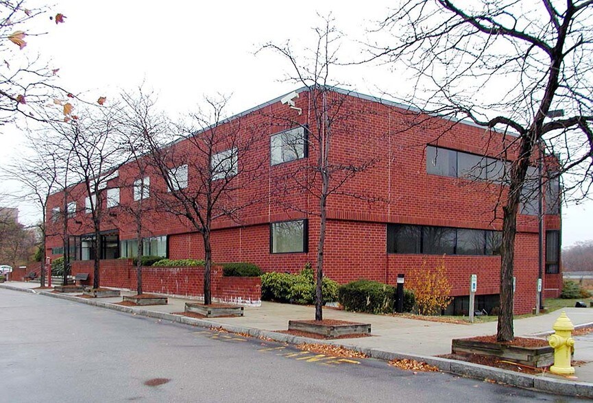 340 Wood Rd, Braintree, MA à louer - Autre - Image 2 de 32