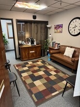 1530 Greenview Dr SW, Rochester, MN à louer Hall d’entrée- Image 2 de 8