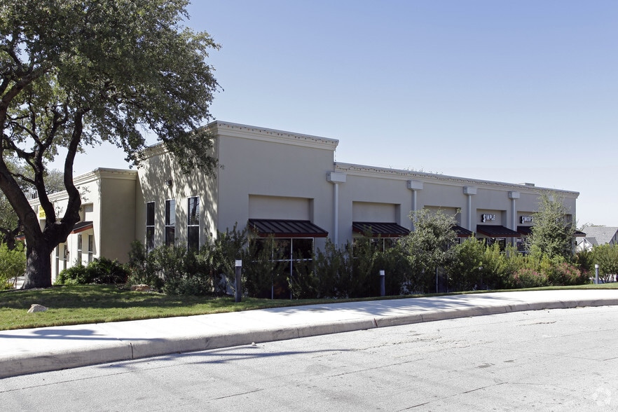 5739 Callaghan Ctr, San Antonio, TX for lease - Building Photo - Image 3 of 18