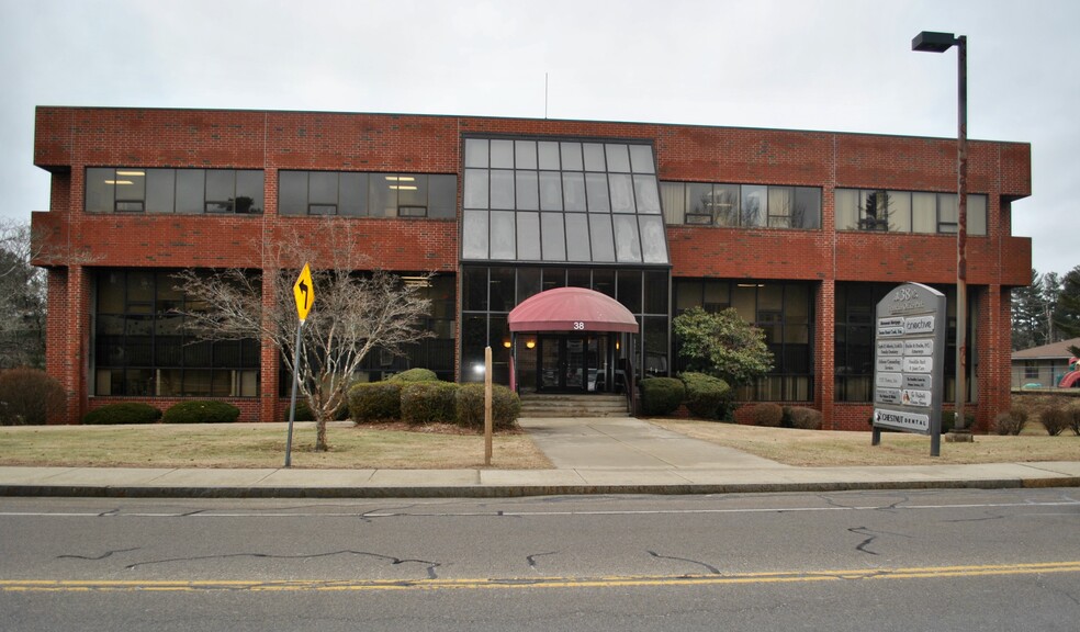 38 Pond St, Franklin, MA for lease - Building Photo - Image 1 of 11