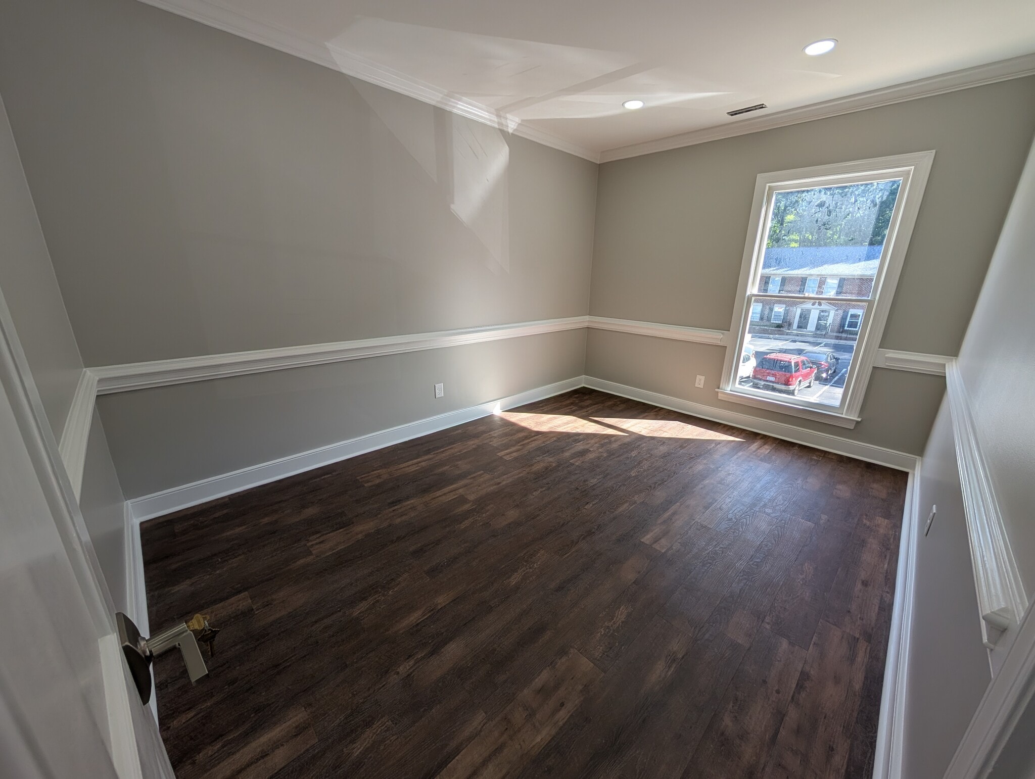 6512 Six Forks Rd, Raleigh, NC for lease Interior Photo- Image 1 of 3