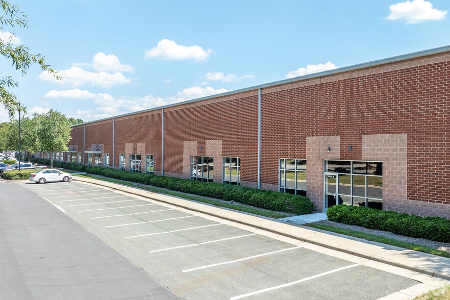 3000 Perimeter Park Dr W, Morrisville, NC for lease - Building Photo - Image 2 of 11