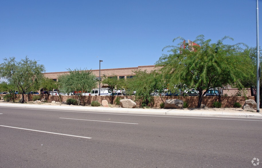 1720 E Deer Valley Rd, Phoenix, AZ for sale - Building Photo - Image 2 of 2