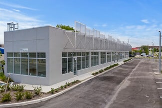 Plus de détails pour 11045 SW 216th St, Miami, FL - Commerce de détail à louer