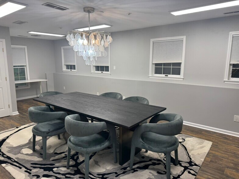 118 Coalpit Hill Rd, Danbury, CT à louer - Photo du bâtiment - Image 2 de 13