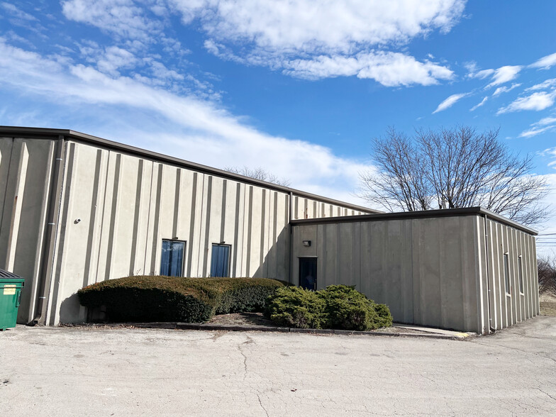 4160 Roberts Rd, Columbus, OH for lease - Building Photo - Image 1 of 4