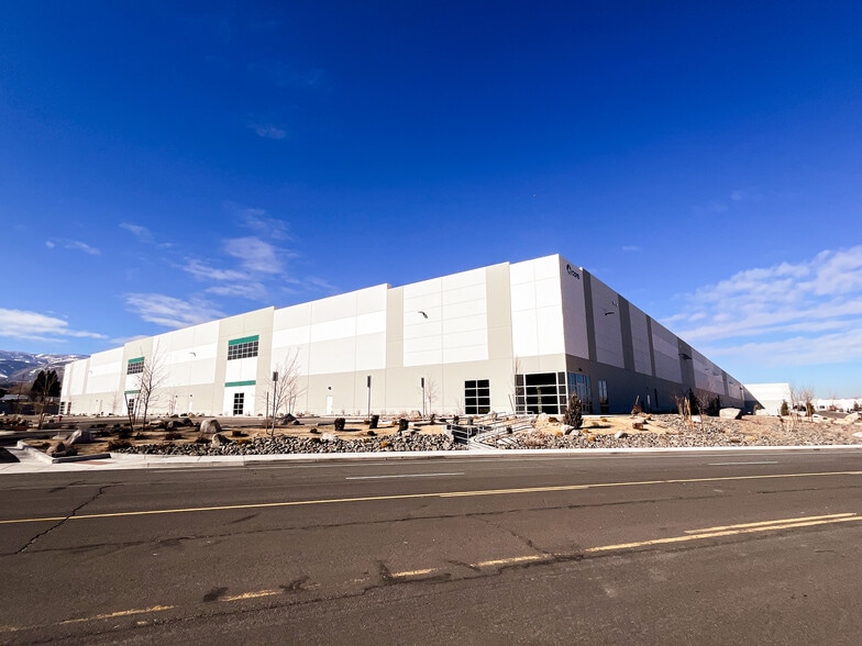 12915 Old Virginia Rd, Reno, NV for lease - Building Photo - Image 2 of 3