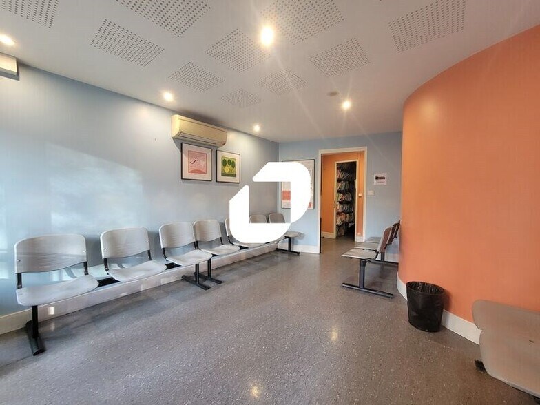 Office in Viry-Châtillon for sale - Interior Photo - Image 3 of 16