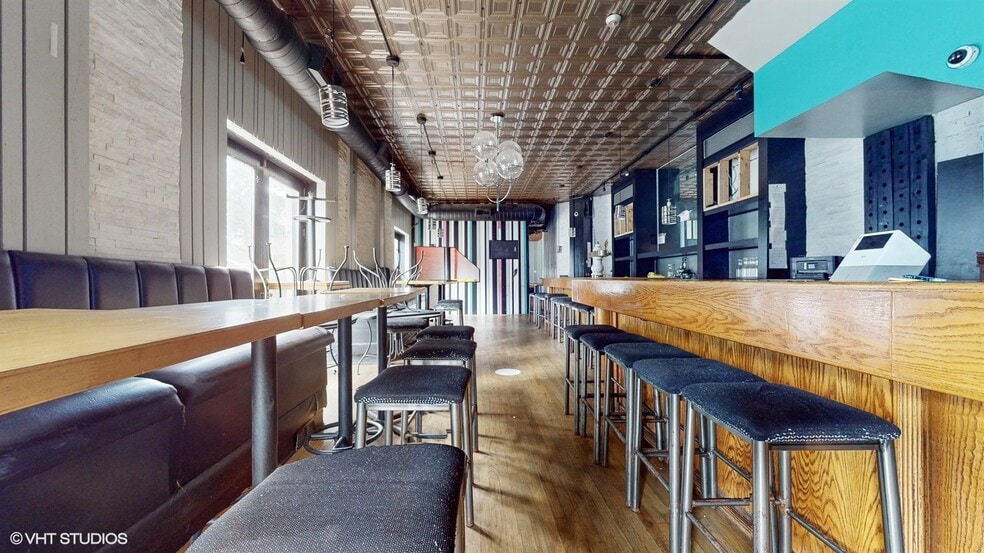 2500 N Ashland Ave, Chicago, IL for lease - Interior Photo - Image 3 of 29