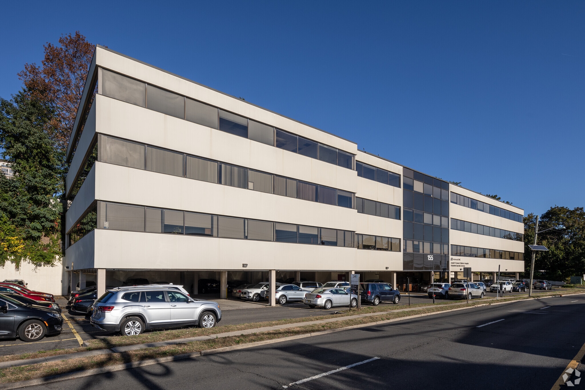 155 Polifly Rd, Hackensack, NJ for lease Primary Photo- Image 1 of 25