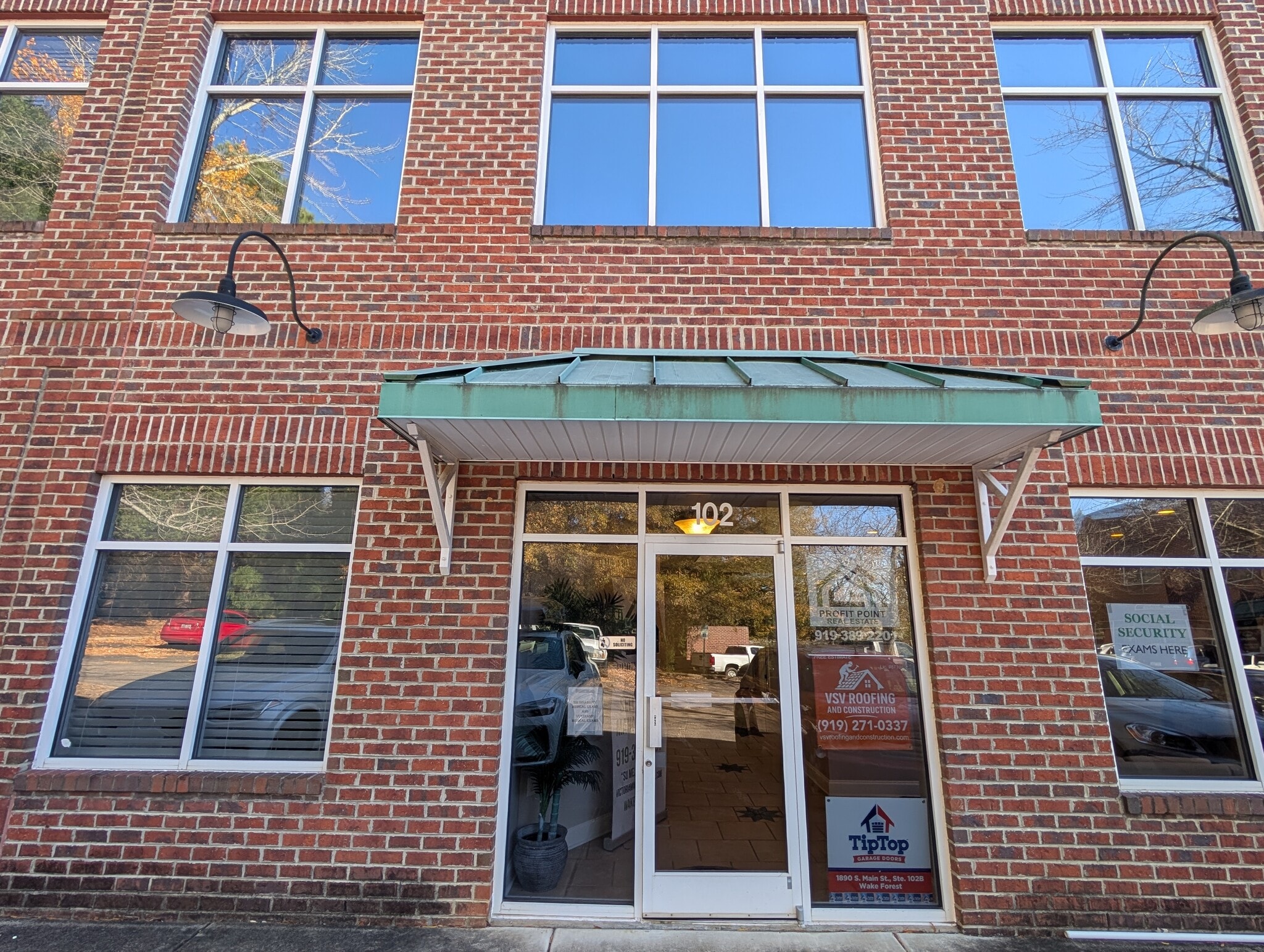 1890 S Main St, Wake Forest, NC for lease Building Photo- Image 1 of 17