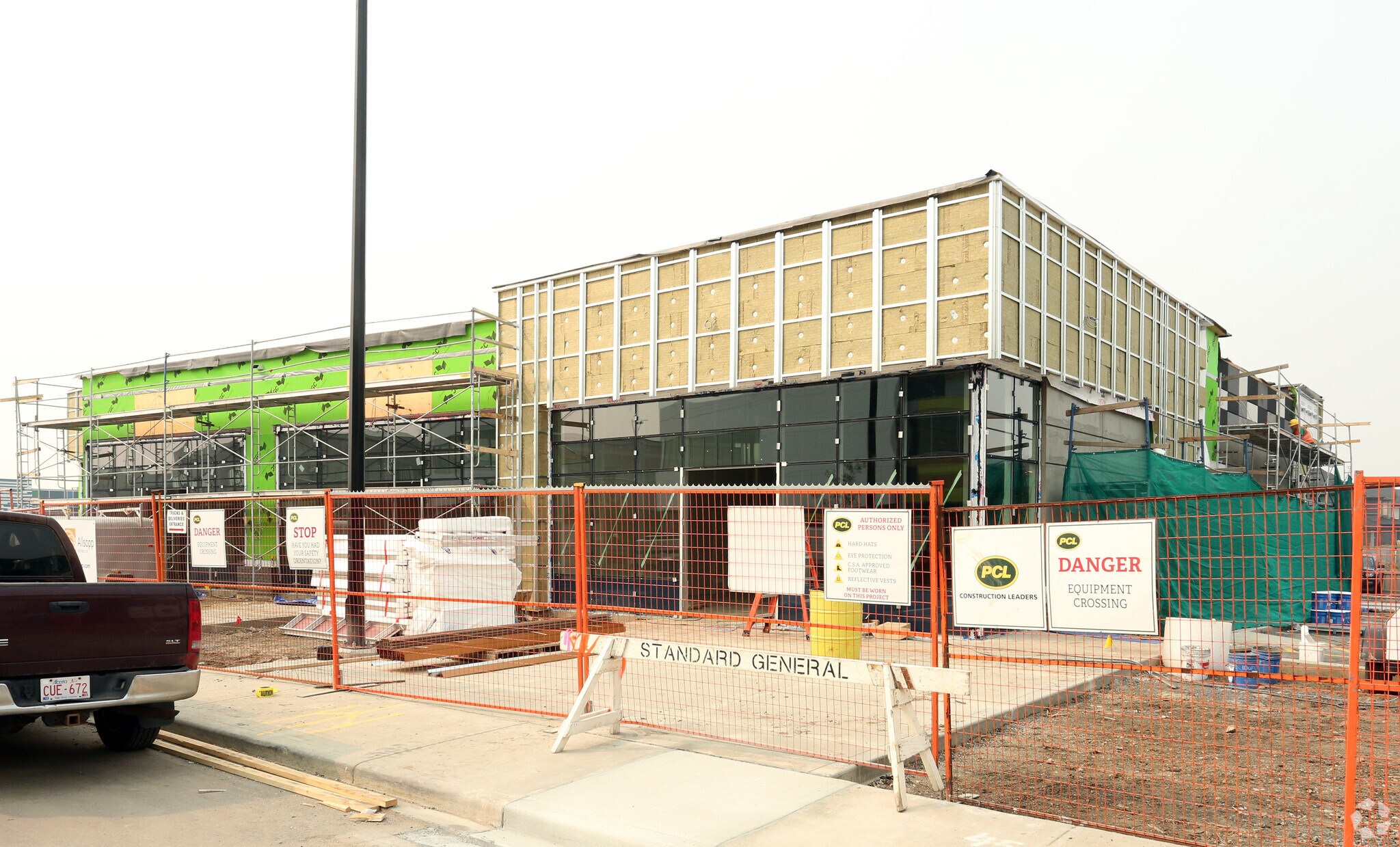 6060 Andrews Way SW, Edmonton, AB à vendre Photo principale- Image 1 de 1