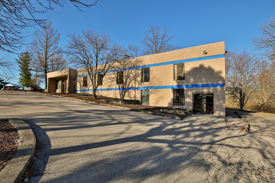 3989 S US Route 42, Lebanon, OH à vendre - Photo du bâtiment - Image 1 de 14