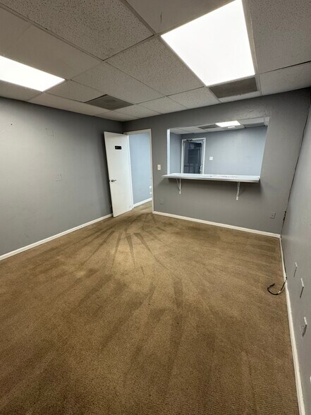 1030 W Ellsworth Ave, Denver, CO à louer - Photo du bâtiment - Image 3 de 10