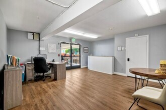 855 Barham Dr, San Marcos, CA for lease Interior Photo- Image 2 of 19