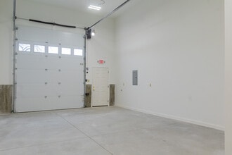 992 Portland Rd, Saco, ME à louer Photo intérieure- Image 2 de 4