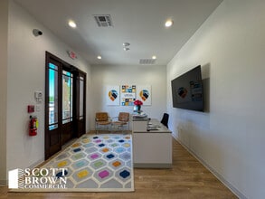 3523 Yucca Dr, Flower Mound, TX for lease Interior Photo- Image 2 of 9