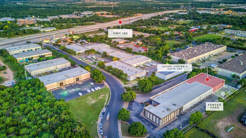 5811 Techni Center Dr, Austin, TX à louer - Photo du bâtiment - Image 2 de 25