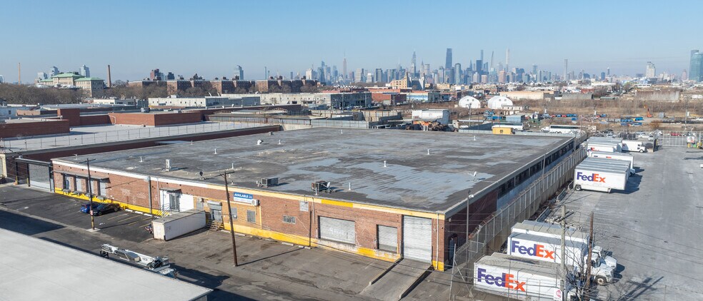 9 Rewe St, Brooklyn, NY à louer - Photo du bâtiment - Image 3 de 13