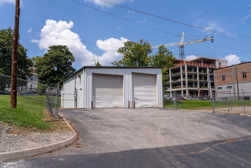 129 Jennings Ave, Knoxville, TN à louer - Photo du bâtiment - Image 1 de 4