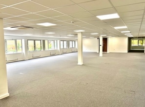 22-24 Upper Marlborough Rd, St Albans à louer Photo intérieure- Image 2 de 2