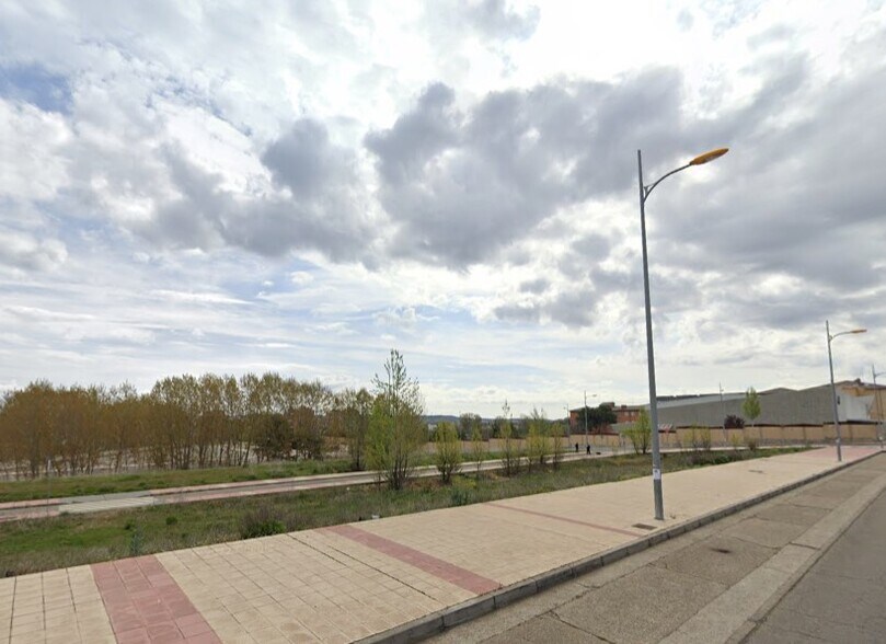 Avenida Agustinos de León, León, León à vendre - Autre - Image 1 de 1