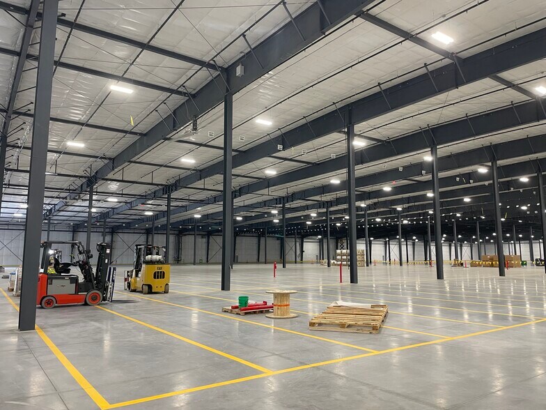 I-41 and Rosehill, Kaukauna, WI à louer - Photo intérieure - Image 3 de 4