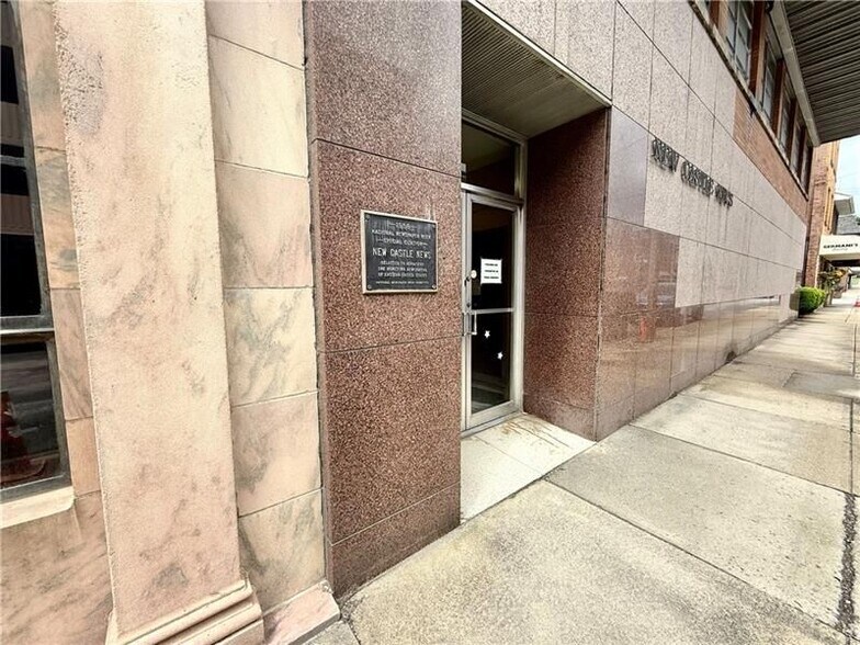 27 E Mercer St, New Castle, PA à vendre - Photo du bâtiment - Image 2 de 11