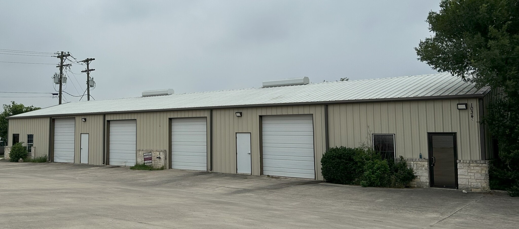 1034 Canyon Bend Dr, Dripping Springs, TX for sale Building Photo- Image 1 of 15