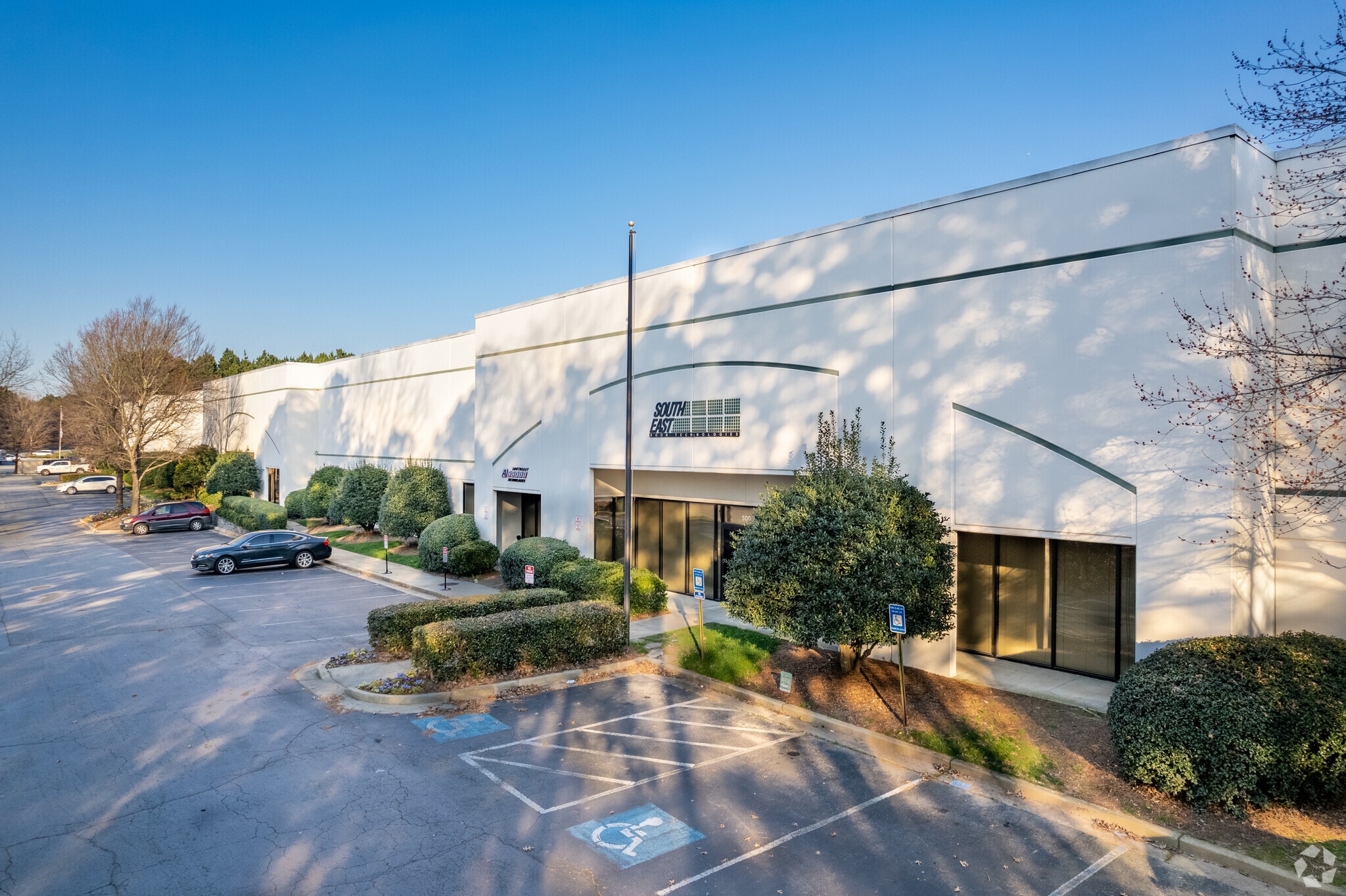5050 Oakbrook Pky, Norcross, GA à louer Photo du bâtiment- Image 1 de 6