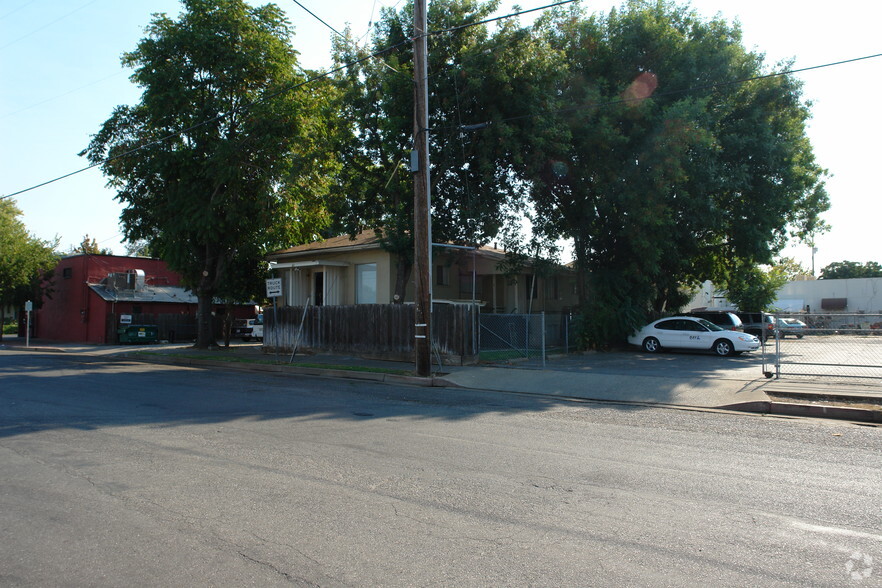 107 W 16th St, Chico, CA for sale - Primary Photo - Image 1 of 7