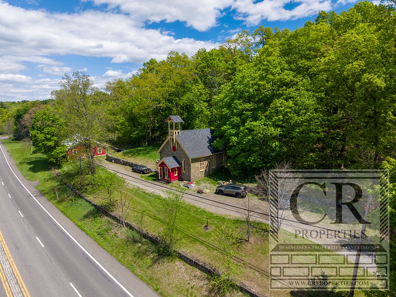 5768-5774 Albany Post Rd, Rhinebeck, NY for sale - Building Photo - Image 1 of 32