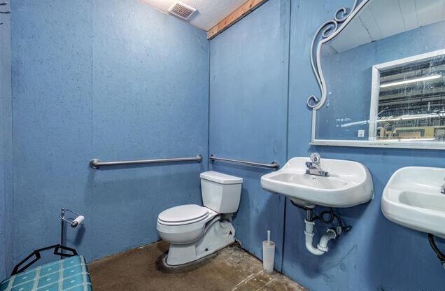 2407 S Main St, Hope, AR for sale - Interior Photo - Image 2 of 21