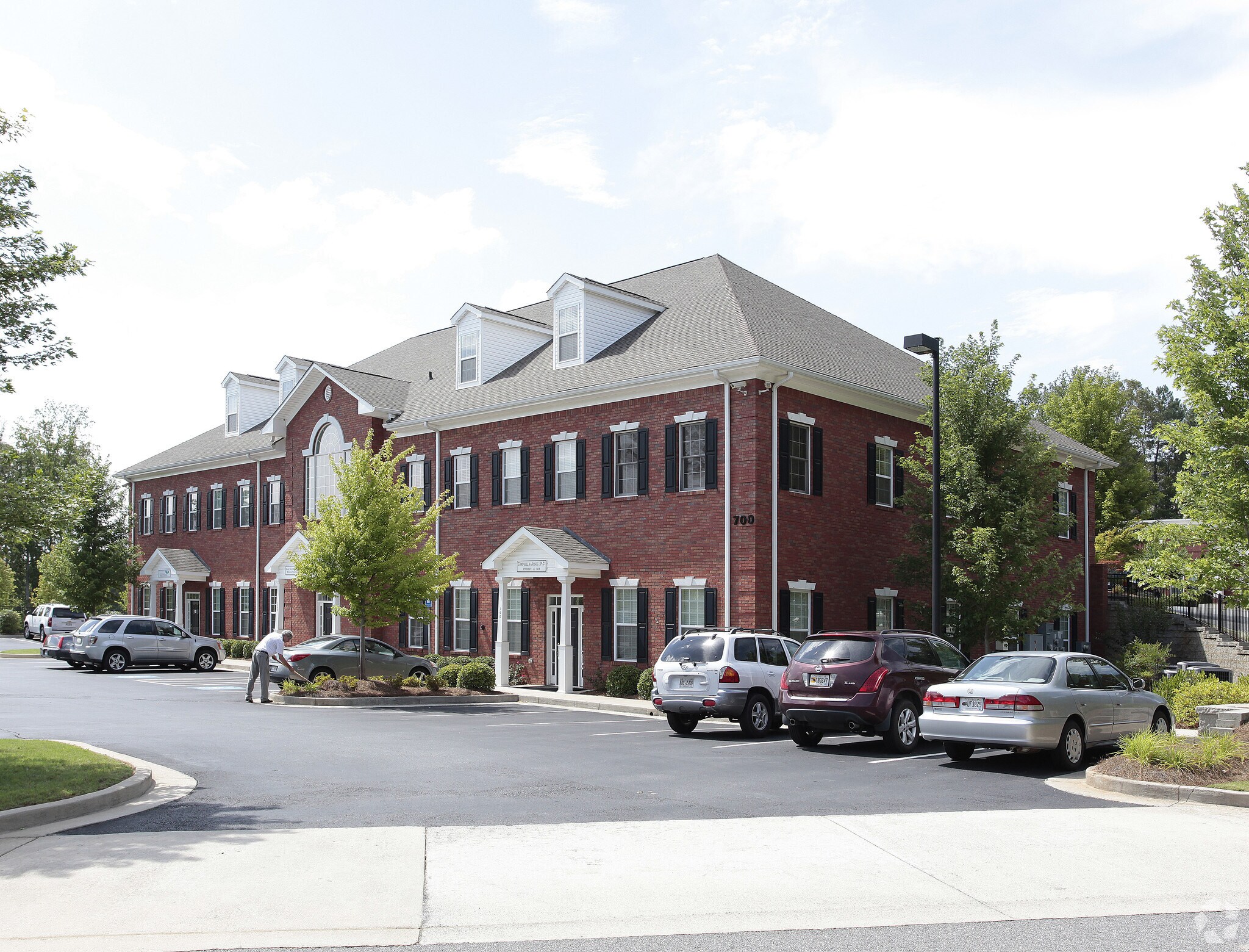 700 Churchill Ct, Woodstock, GA for lease Primary Photo- Image 1 of 22