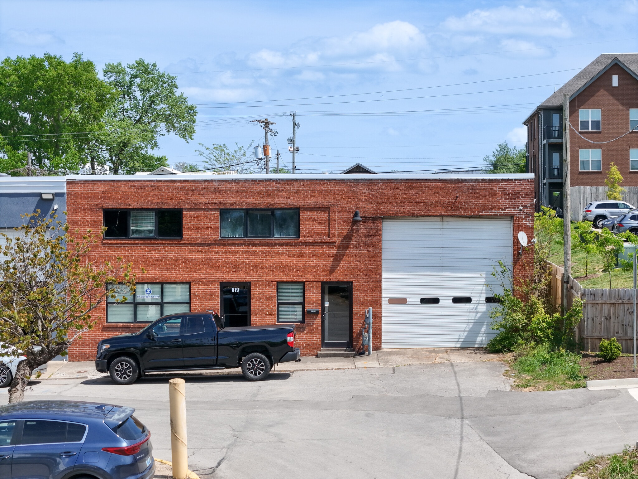 819 Porter Pl, Lexington, KY for lease Primary Photo- Image 1 of 9