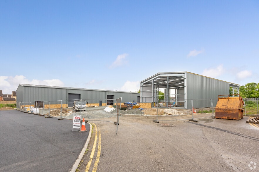 Rotterdam Park, Hull for lease - Building Photo - Image 2 of 2