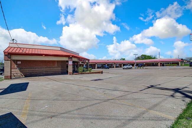 More details for 138 S Bowen Rd, Arlington, TX - Office/Retail for Lease