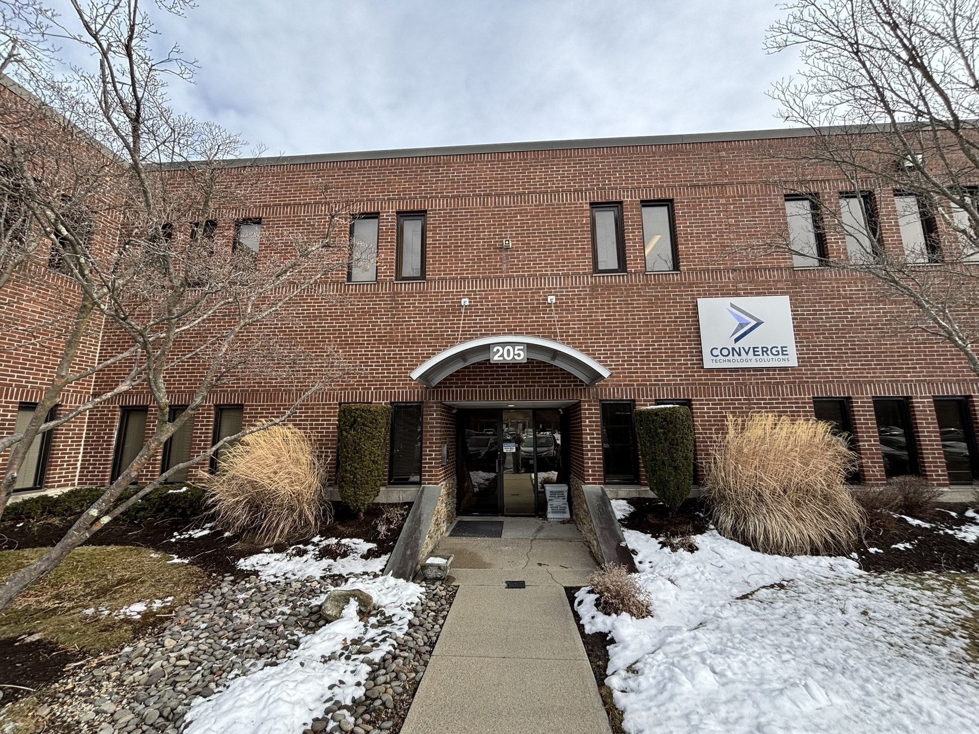 6 Blackstone Valley Pl, Lincoln, RI for lease Building Photo- Image 1 of 8