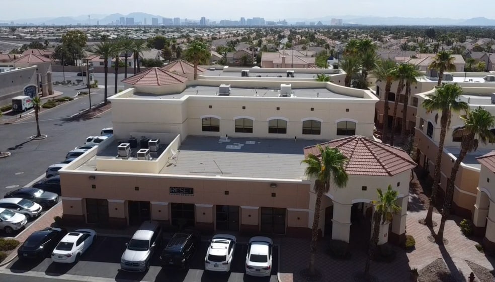4775 S Durango Dr, Las Vegas, NV for lease - Building Photo - Image 3 of 16
