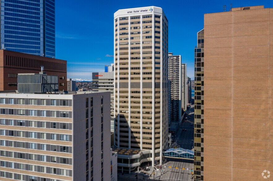 801 6th Ave SW, Calgary, AB à louer - Photo principale - Image 1 de 12