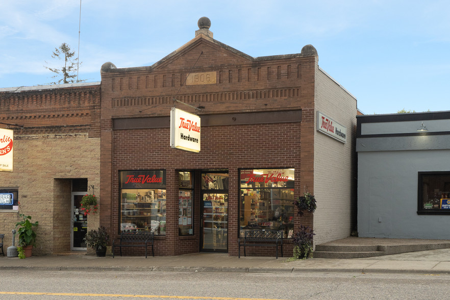 527 Main St, Henderson, MN à vendre - Photo principale - Image 1 de 1